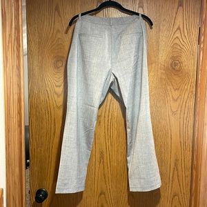 Banana Republic Ryan Curvy Fit 6 Gray